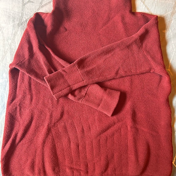 Free People Slouchy Ottoman - Picture 2 of 2